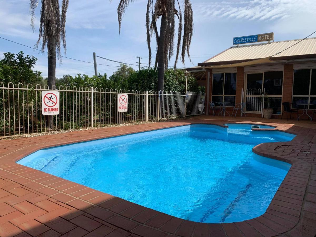 Charleville Motel Exterior photo